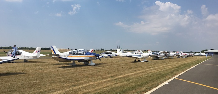 carnet de vol: journal de bord pilote, suivi des vols ULM, planeur, avion,  ballon, hélicoptère